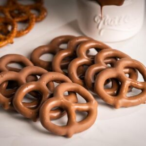Pretzels Dipped